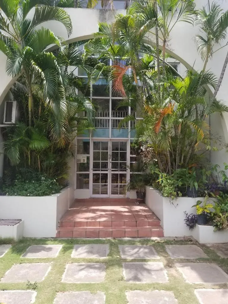 Steph'S Cozy Place Kingston Jamaica